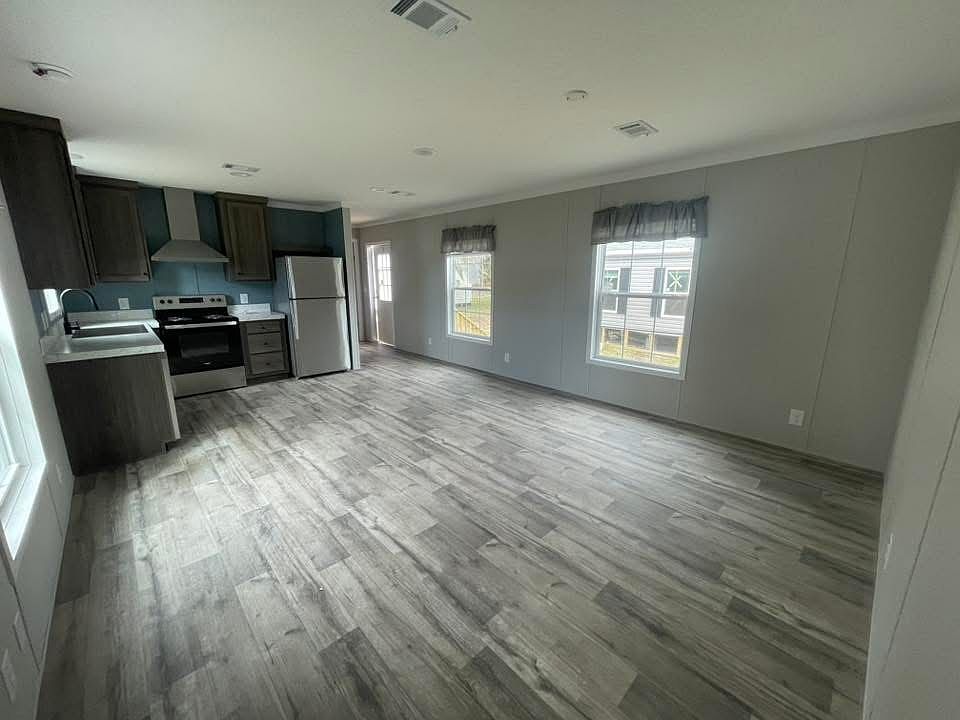 1st image of 29 Havenwood Dr