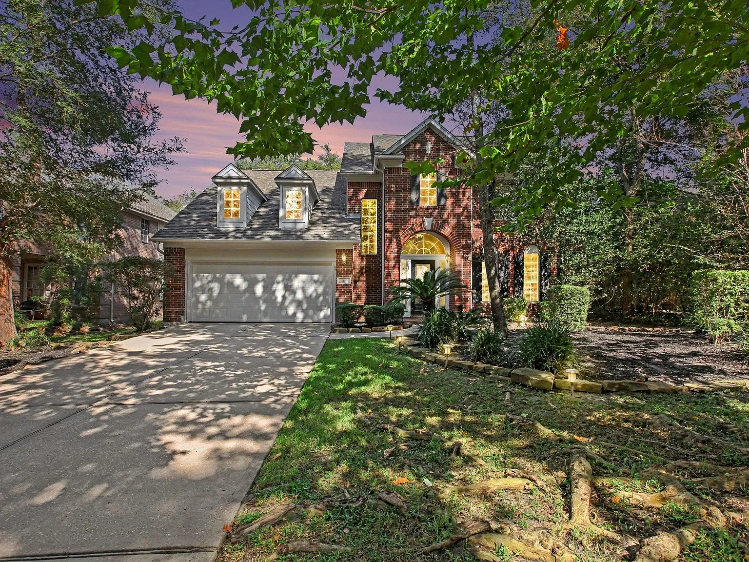 4 bed, 2.5 bath, 3002 sqft, $3,950 — Photo 1