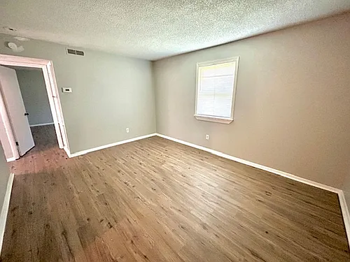 4523 Foster Ave SW Photo 1