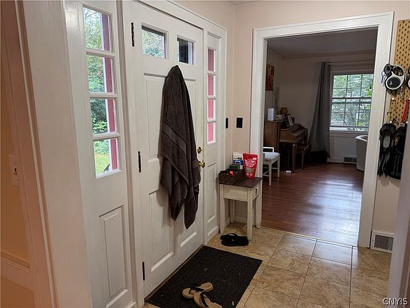 5th image of 9 Melrose Rd