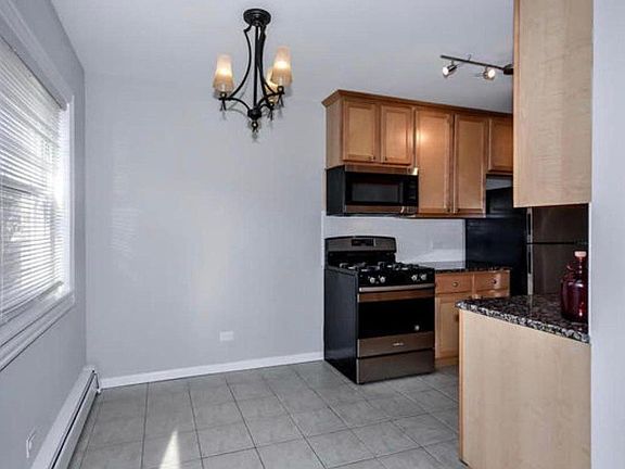 5th image of 3057 N Narragansett Ave APT 7-2W