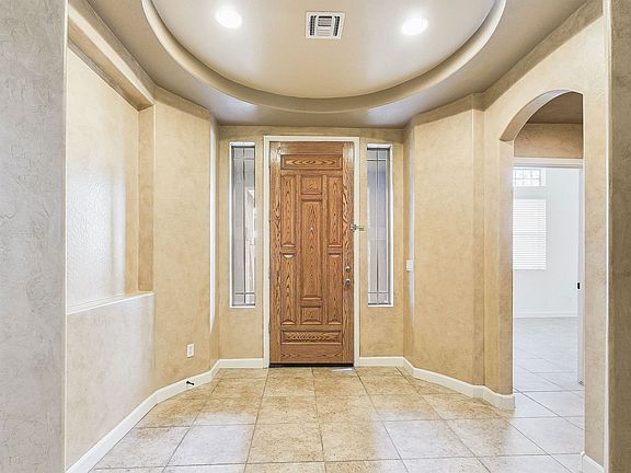 2nd image of 2209 W Red Range Way