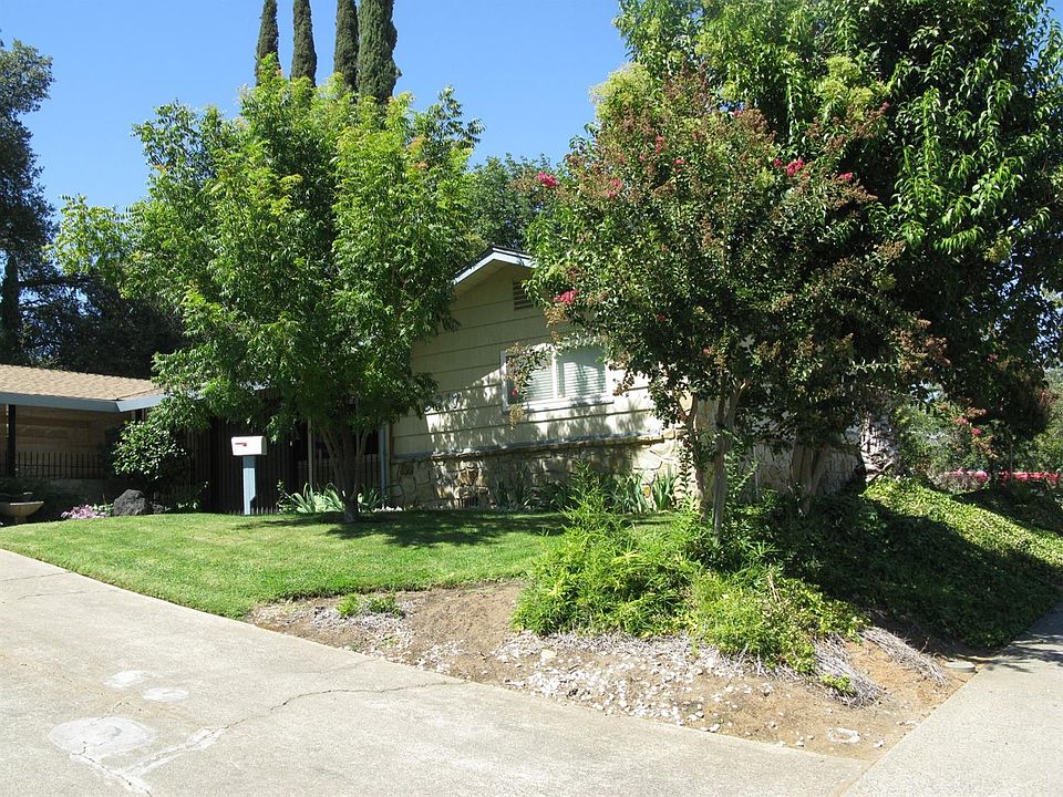 2nd image of 5317 Pacific Palm Ct