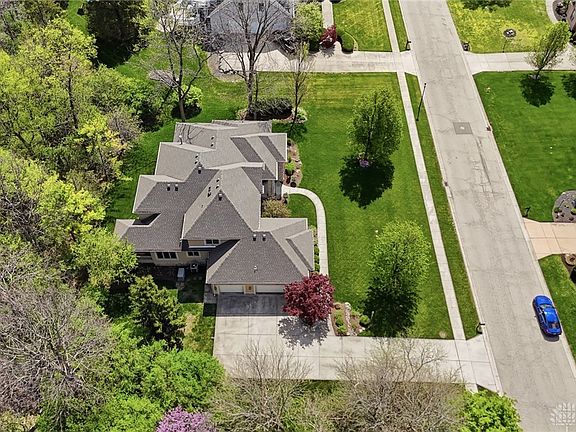 3rd image of 7286 Meeker Creek Dr