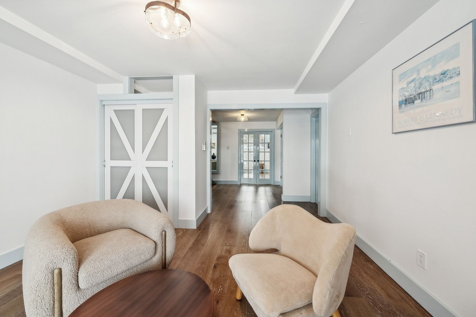  Lower common area entry
