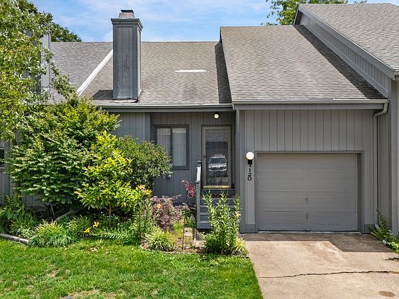 3rd image of 120 Cherrybrook Dr