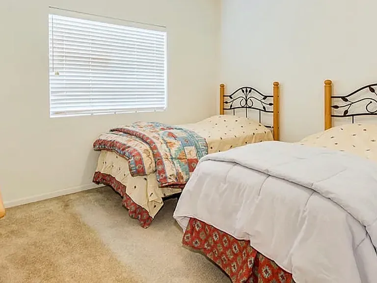 1546 N Mimosa Way — Photo 11