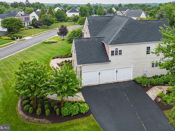 4th image of 14151 Harclief Ct