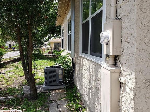 5th image of 1813 E 21st Ave