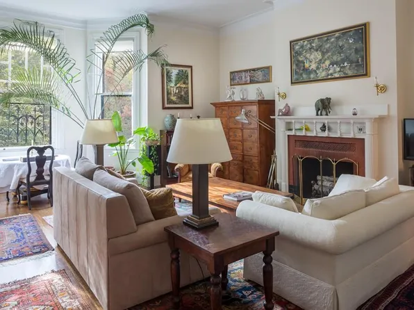 261 Commonwealth Ave APT 5, Boston, MA 02116