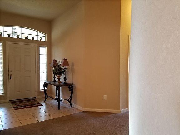 4th image of 1915 Vineyard Bend Ct