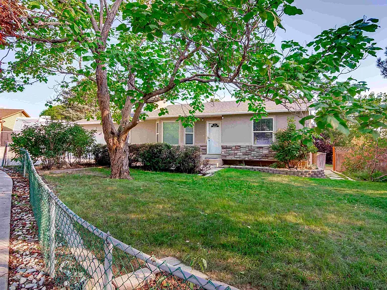5794 W Corentine Cir — Photo 16