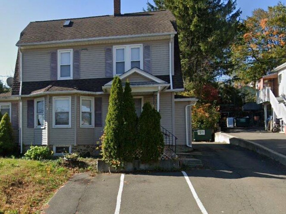 20 Well Avenue, 2nd floor-Danbury, CT 06810