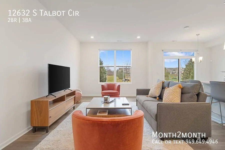 12632 S Talbot Cir
