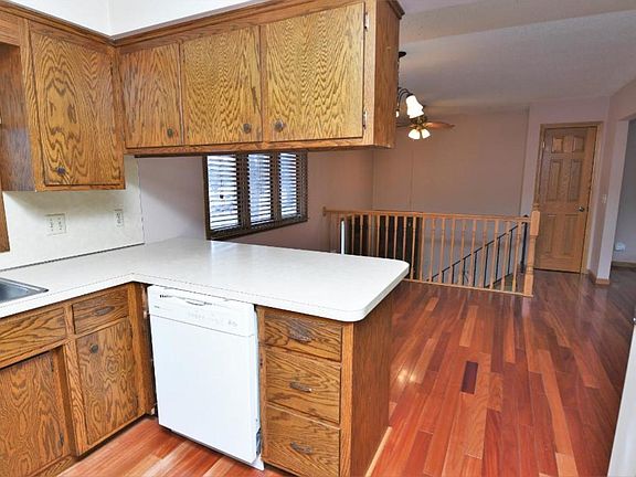 5th image of 8747 Jefferson St NE