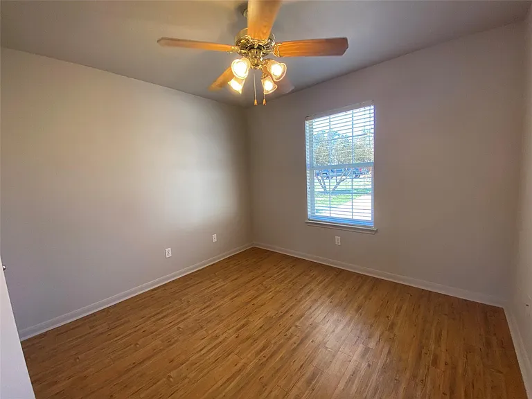 1806 Dublin Dr — Photo 27