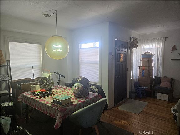3rd image of 7006 Zelzah Ave