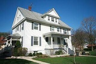 1st image of 140 Franklin Ave