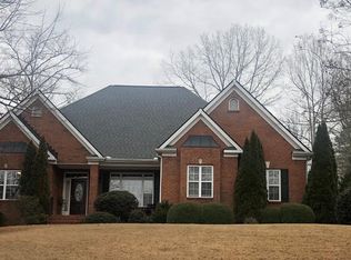 601 Chesterfield Rd, Bogart, GA 30622