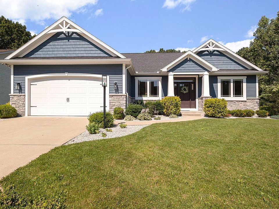 1st image of 53667 Terre Verde Hills Ct