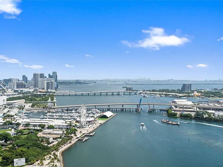 335 Biscayne Blvd #4112 — Photo 14