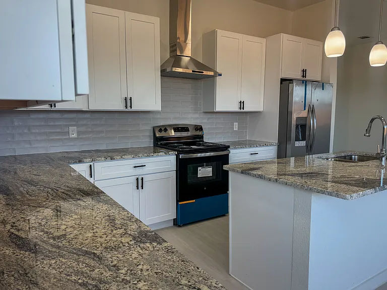 160 Zion Rd — Photo 17