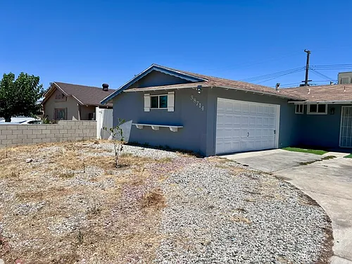 38714 2nd St E Photo 1