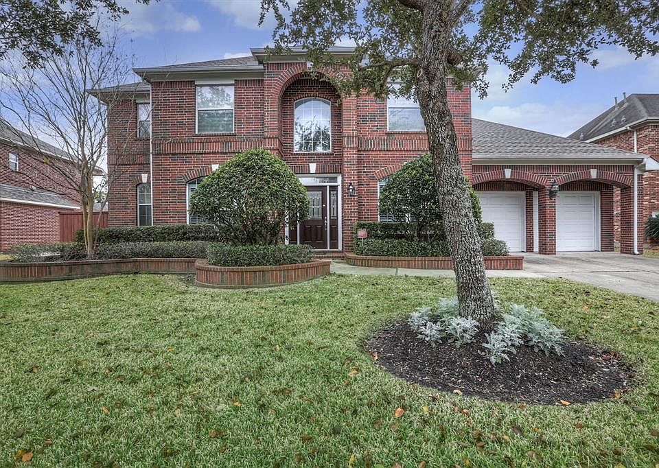 1st image of 12539 Rosewood Way Ln