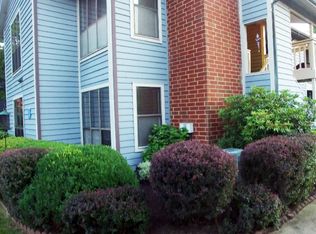 320 S Pantops Dr, Charlottesville, VA 22911