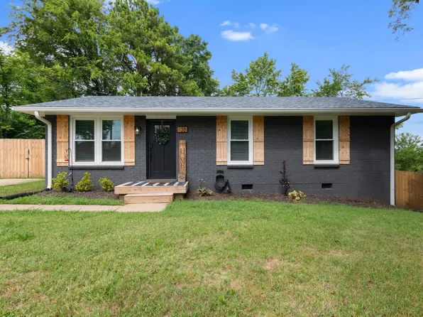 138 Evergreen Cir, Hendersonville, TN 37075