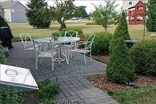 2nd image of 557 Hilltop Cir