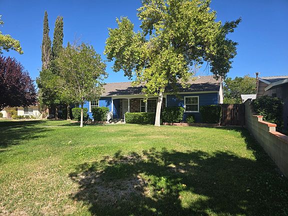 3rd image of 44832 12th St W