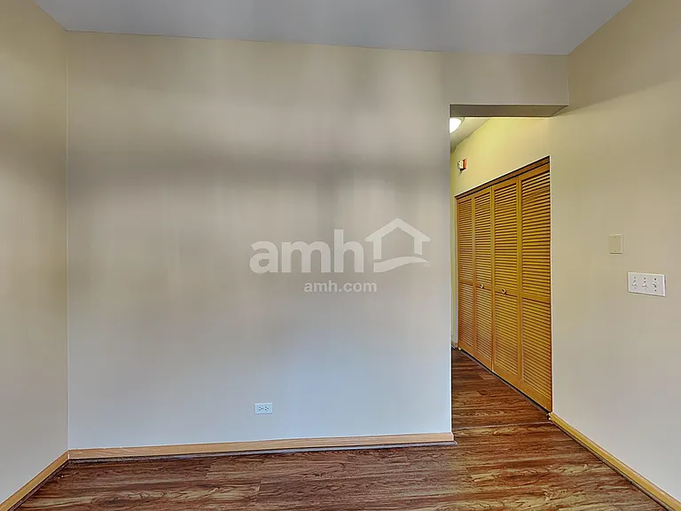 11S524 Rachael Ct — Photo 5