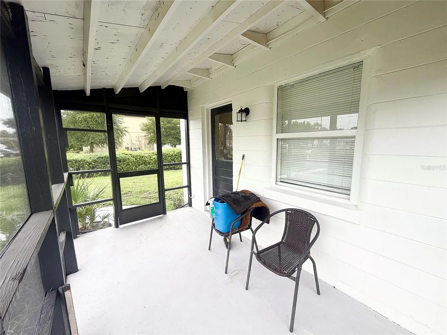3 bed, 1.0 bath, 1008 sqft, $2,200 — Photo 3