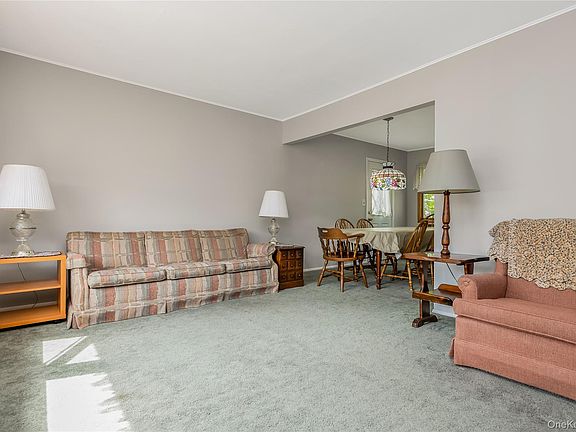 5th image of 142 Elkton Lane