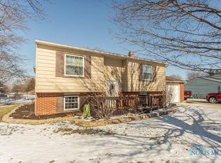 3961 Dalling Dr, Northwood, OH 43619