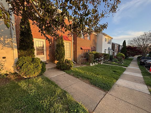 5th image of 4547 Pinecrest Heights Dr