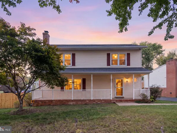 800 Shamrock Dr, Fredericksburg, VA 22407