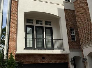 5110 Larkin St, Houston, TX 77007