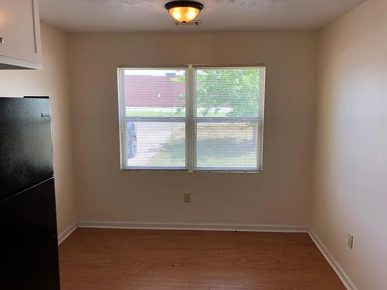 715 Sheridan Ave — Photo 7