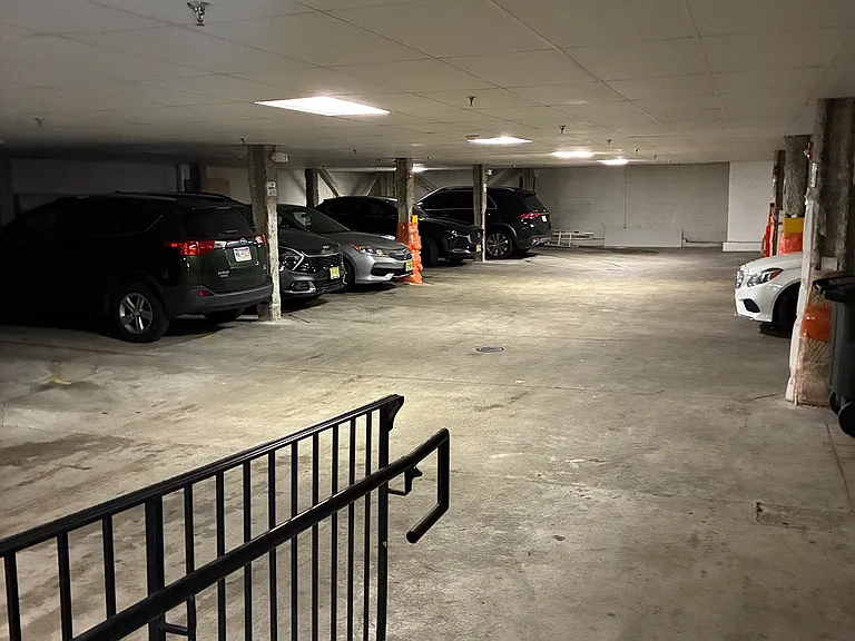 1215 New York Ave #401 — Photo 20