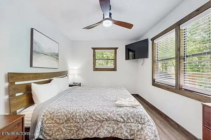 1709 Floyd Way — Photo 18