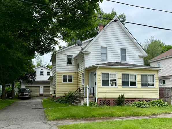 14 Somerset Street, Millinocket, ME 04462