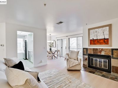 2709 Oak Rd APT G, Walnut Creek, CA, 94597
