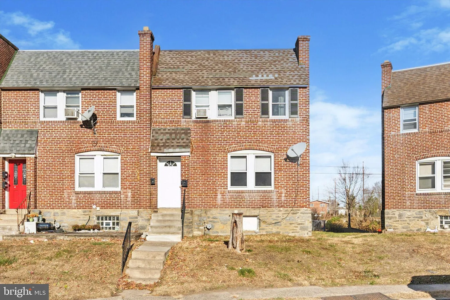 339 E Essex Ave photo 1