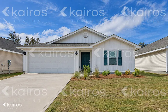 4 bed, 2.0 bath, 1387 sqft, $2,025 — Photo 1