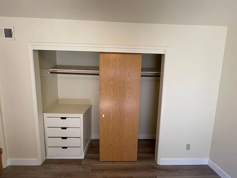 Chestnut Place — Photo 19
