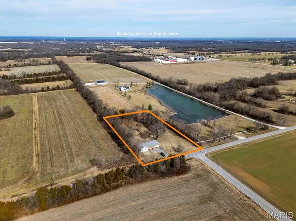 10497 State Highway Oo, Wright City, MO 63390