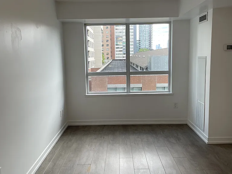 1420 Dupont St #503 — Photo 8