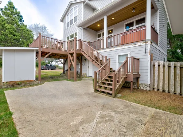 1110 267th Pl, Ocean Park, WA 98640